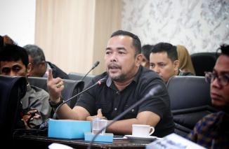 Foto 3 Fokus Melihat Sengkarut Novotel, Jangan Galfok..