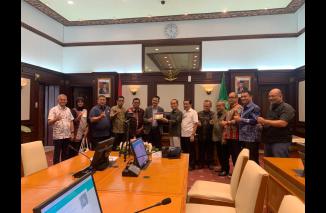 Foto Lindungi Pekerja dan Industrial, Komisi II DPRD Sumbar Kunjugi Jabar