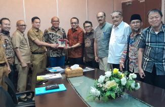 Foto Gali Kemandirian Fiskal Komisi III DPRD Sumbar Kunjungi Provinsi Riau