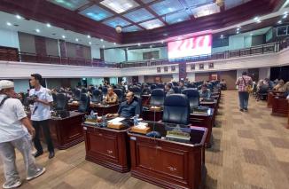 Foto DPRD Sumbar Berikan Sejumlah Catatan dalam Paripurna Penetapan Rekomendasi LKPJ Gubernur Tahun 2022