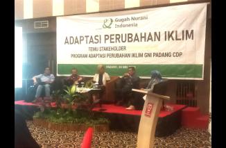 GNI Padang CDP mengadakan Diskusi Publik Pertemuan Pemangku Kepentingan Kesiapsiagaan Dalam Menghadapi Perubahan Iklim, Kamis (25/5-2023) di Pangeran Hotel Padang. (Sumber : ndo) 