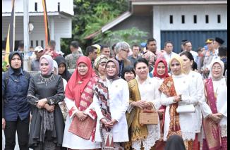 Foto Ny.Wury Ma'ruf Amin : Indonesia Punya Potensi Besar Bidang Industri Kriya