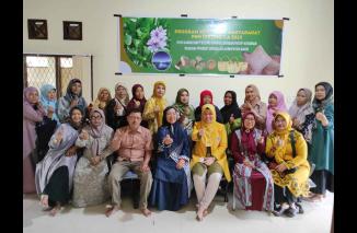 Tim Dosen Fakultas Ekonomi dan Bisnis Universitas Negeri Padang (FEB UNP) melakukan kegiatan pengabdian masyarakat. (Sumber : Istimewa)