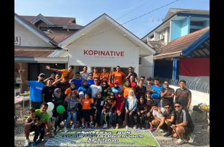 5 tahun Karambia Runners terus berikhtiar masihkan hidup sehat lewat lari pagi di Padang, Sabtu 2/9-2023.(rr)