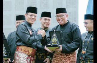 Foto Ketua DPRD Sumbar Hadiri Kejurnas Pencak Silat di Surakarta