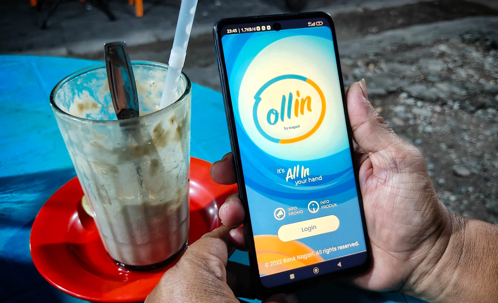 Di mana pun dan jam kapan pun Ollin setia menemani transaksi perbankan anda, 25 Maret 2024. (Riko)Ollin semua All In di genggaman kita. Era digitalisasi perbankan senja keniscayaan. (dok)