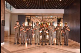 Foto Sutan Riska Hadiri HUT SATPOL-PP dan SATLINMAS Bersama Mendagri