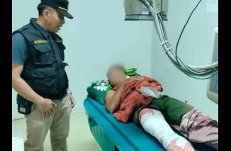 Yusuf dirawat insentif pasca serangan dan terkaman buaya Sungai Batang Kinali Pasbar, Rabu 24/4-2024. (jonhar) 