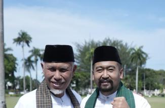 Foto Upaya Pemprov Sumbar Berbuah Manis, Setengah Triliun Dana Pusat Dikucurkan untuk Membangun Jalan di Sumbar