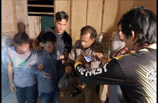Foto Empat Lelaki Diringkus Tim Opsnal Satuan Resnarkoba Polres Pasbar