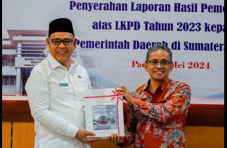 Foto Luar Biasa….Kabupaten Solok Raih Opini Wajar Tanpa Pengecualian ( WTP ) 7 kali Berturut - Turut