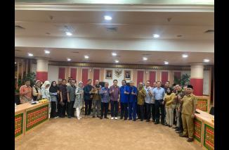 Foto Bamus DPRD Sumbar Berkunjung ke DPRD Riau : Ucapkan Turut Berduka Cita Atas Bencana Alam Sumatera Barat