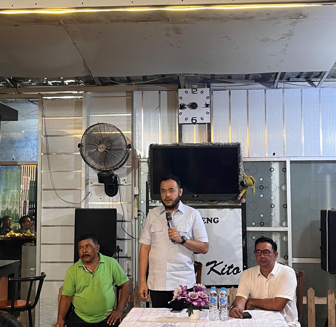Foto Fadly Amran Bersilaturahmi dengan Warga Tanah Sirah, Paparkan Program &quot;Padang Amanah