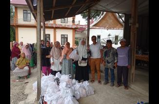 Hj Nevi sapa pemilih di jorong di Kabupaten Pasaman Barat. (hd)