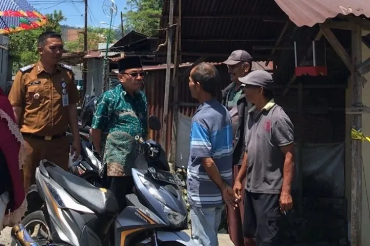 Maigus Nasir Tinjau Korban Kebakaran di Parak Laweh. (Foto: Ist)