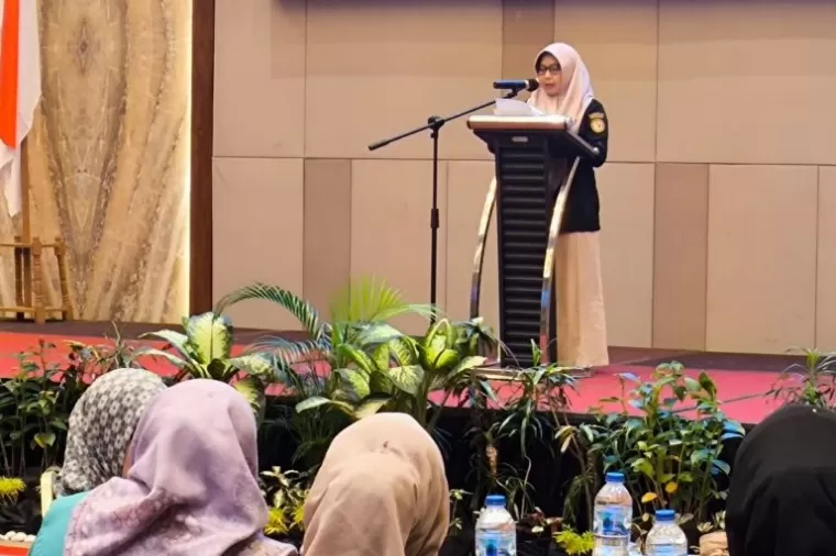 Bawaslu Sumbar melakukan sosialisasi intensif untuk memastikan jalannya pemilu sesuai koridor hukum bertempat di Hotel ZHM Premiere, pada Selasa (29/10/2024). (Foto: Ist)
