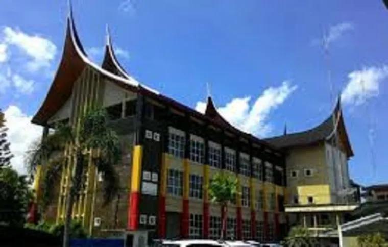 Kantor Gubernur Sumbar. (Foto: Ist)