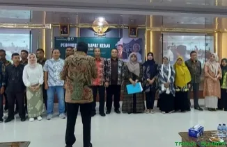 DPP IKA FP-UA periode 2024-2029 telah resmi dikukuhkan pada Sabtu, (1/2/ 2025), di Balai Sidang Prof. Jurnalis Kamil, Fakultas Pertanian Unand, Sumbar. (Foto: Ist)