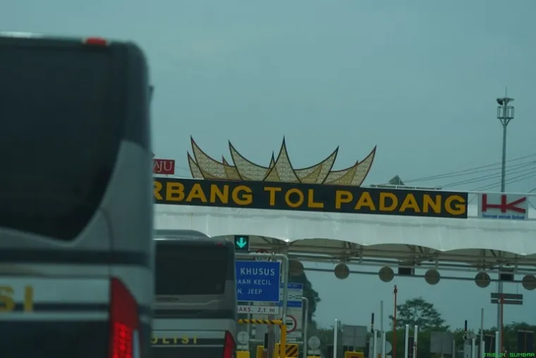 Pengecekan kesiapan Tol Padang-Sicincin dalam rangka menyambut arus mudik Lebaran 2025. (Foto: Ist)