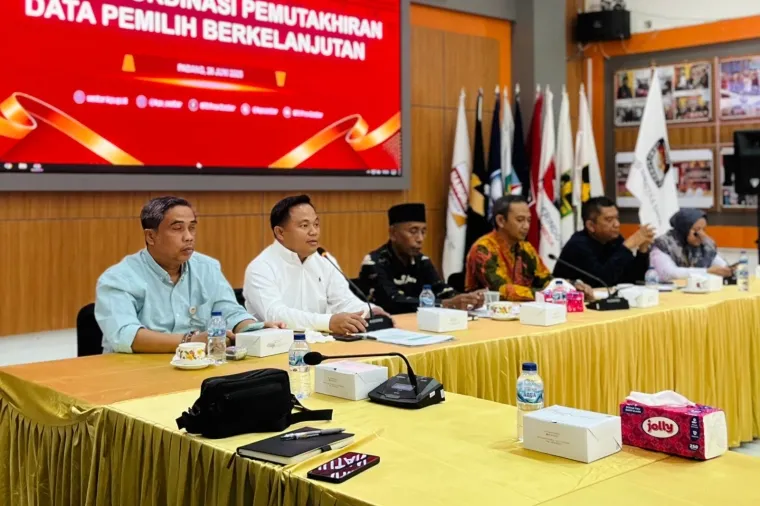 Rakor Pemutakhiran Data Pemilih Berkelanjutan 2025, Muhamad Khadafi: Bawaslu Siap Kawal Jaga Kualitas Demokrasi