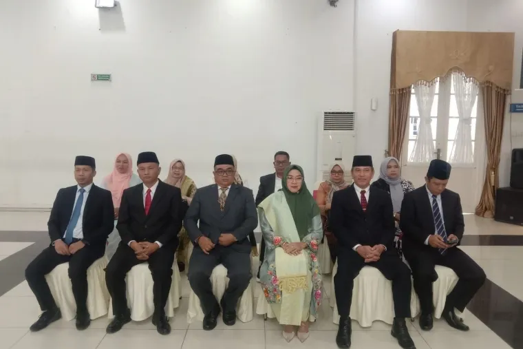 Enam Pejabat Tinggi Pratama Dilantik Gubernur Sumatera Barat dalam Upacara Resmi. (Foto: Ist)