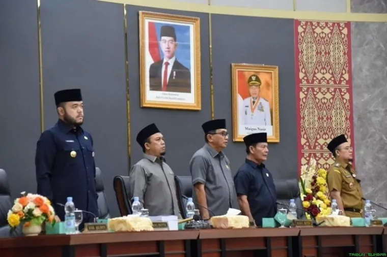 Rapat paripurna penyampaian Ranperda tentang Perubahan APBD-P Kota Padang Tahun Anggaran 2025, Senin (30/6/2025). (Foto: Ist)