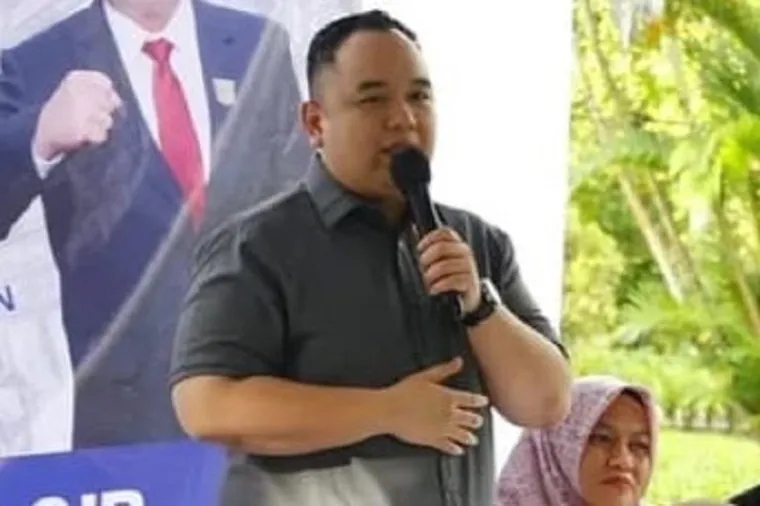 Wakil Ketua DPRD Sumbar bersama Ketua DPD GAMKI Sumbar membahas langkah hukum atas aksi anarkis. (Foto: Ist)