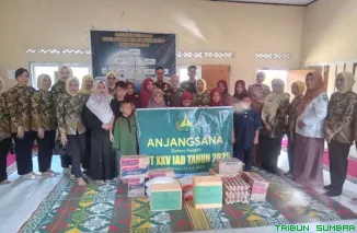 Anjang Sana ke Panti Asuhan , Kejari Pesisir Selatan Serakan Bantuan. (Foto: Ist)