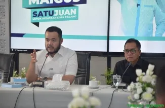 Wali Kota Padang Fadly Amran menerima audiensi Dirut RSUP M. Djamil Dr. dr. Dovy Djanas di Rumah Dinas Wali Kota, bahas pengembangan rumah sakit dan infrastruktur sekitar. (Foto: Ist)