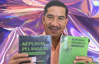 Dr. Candrianto menegaskan literasi sebagai kunci masa depan generasi muda. (Foto: Ist)