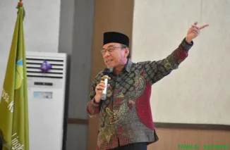 Wakil Wali Kota Padang Maigus Nasir menjamu makan malam kafilah MTQN Kota Padang sambil memberikan dukungan penuh untuk berlaga di MTQN Sumbar ke-41. (Foto: Ist)