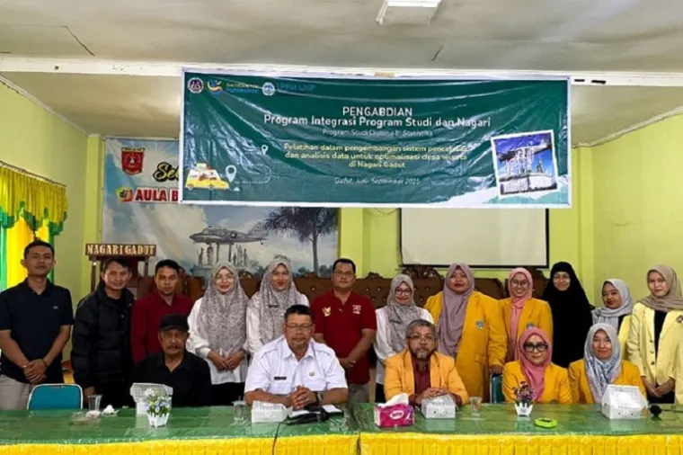 Potret Kunjungan Pertama Dosen UNP pada kegiatan PKM dengan Skema Pengabdian Program Integrasi Program Studi dan Nagari di Nagari Gadut yang diadakan pada Rabu, (30/7/2025). (Foto: Ist)