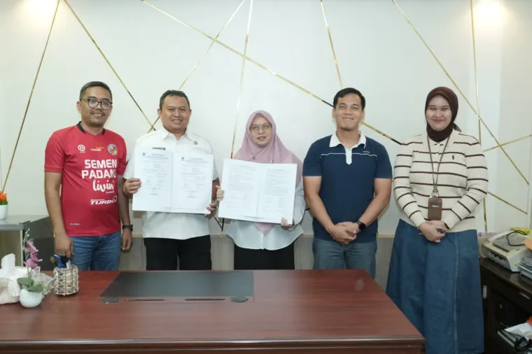 Serah Terima Jabatan Kepala Biro Adpim Setdaprov Sumbar Berjalan Lancar