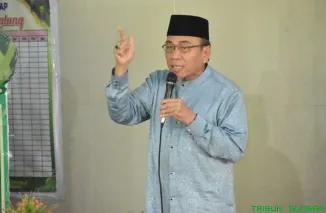 Wakil Wali Kota Padang, Maigus Nasir, membuka Musabaqah Tilawatil Qur'an (MTQ) di Masjid Ilham, Kelurahan Koto Lalang, Kecamatan Lubuk Kilangan, Minggu (7/9/2025). (Foto: Ist)