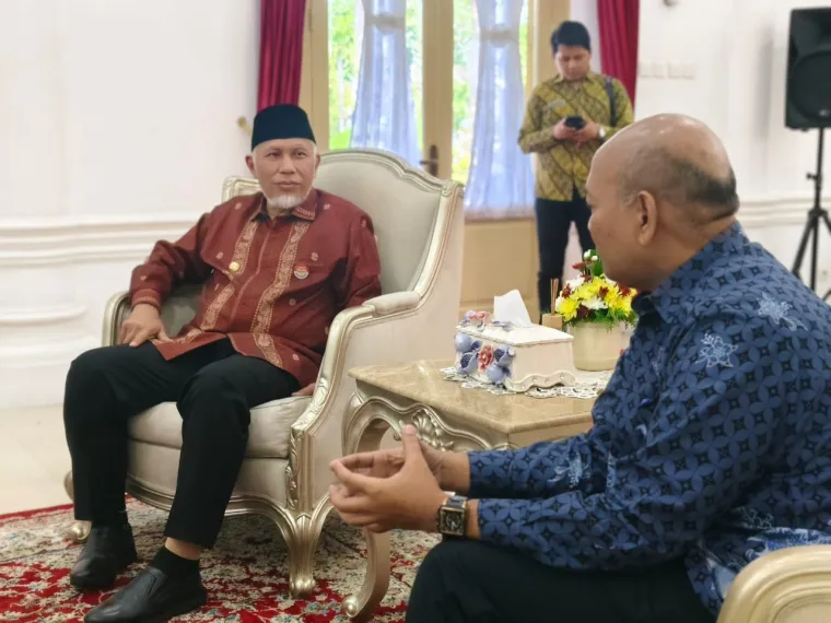 Gubernur Sumbar Mahyeldi Ansharullah Sebut Media Sahabat Pemerintah dan Penjembatan Aspirasi Rakyat