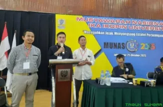 Ekos Albar resmi terpilih sebagai Ketua Umum IKA IKOPIN 2025--2030 dalam Munas IKA IKOPIN Bandung, Sabtu (25/10/2025). (Foto: Ist)