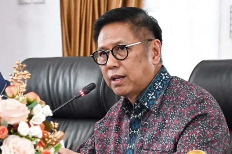 Anggota DPR RI Ir. H. Mulyadi saat menyampaikan desakan kepada pemerintah pusat untuk menetapkan banjir bandang dan longsor di Sumatera sebagai Bencana Nasional. (Foto: Ist)