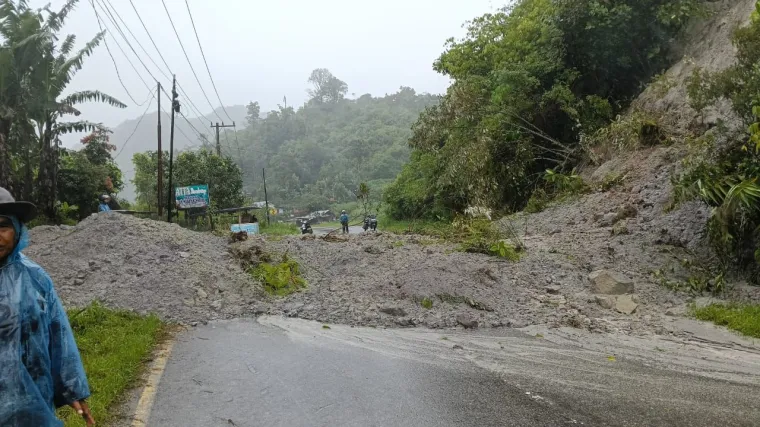 BMKG Sumatera Barat / Peringatan Dini Cuaca 27 November 2025. (Foto: Ist)