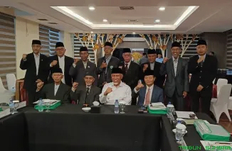 Gubernur Sumbar, Mahyeldi Ansharullah, membuka Sidang Wakaf Tahun 2025 di Hotel Truntum Padang dan menegaskan pentingnya wakaf sebagai penggerak ekonomi umat. (Foto: Ist)