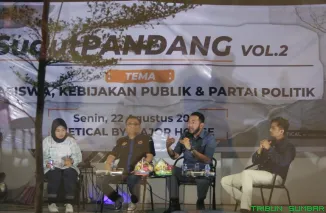 Liga Mahasiswa NasDem Sumbar menghadirkan tokoh muda dan politisi di Pelataran Tower DPW NasDem Sumbar, Padang. (Foto: Ist)