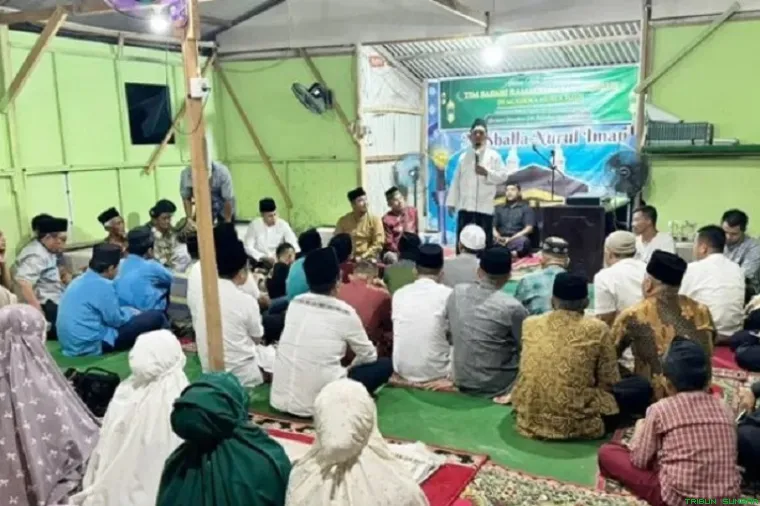 Ketua DPRD Padang Muharlion memimpin Tim Safari Ramadan. (Foto: Ist)