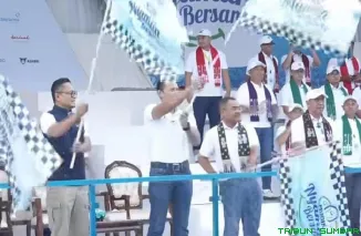 Kepala BP BUMN, Dony Oskaria bersama Menteri Koordinator Infrastruktur Agus Harimurti Yudhoyono melepas keberangkatan peserta Program Mudik Gratis BUMN 2026 di kawasan Gelora Bung Karno, Jakarta, Selasa (17/3/2026). (Foto: Ist)