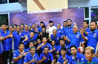 Wali Kota Padang Fadly Amran saat menghadiri buka puasa bersama Forkopimda, LKAAM, KAN, PSM, kader Posyandu dan berbagai elemen masyarakat di Bagindo Aziz Chan Youth Center, Selasa (17/3/2026). (Foto: Ist)