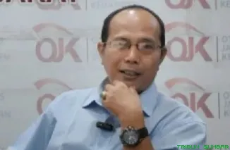 Two Efly, Wartawan Ekonomi. (Foto: Ist)