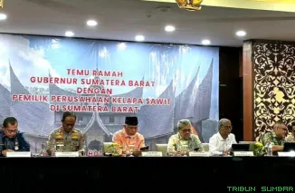 DPRD Sumbar dan Pemprov bertemu pimpinan perusahaan sawit membahas pajak air permukaan di Jakarta. (Foto: Ist)