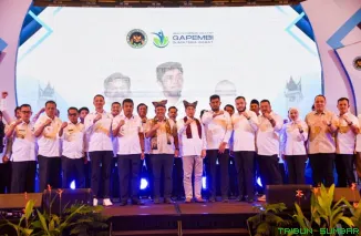Pengurus DPW GAPEMBI Sumbar periode 2025--2030 resmi dilantik oleh Ketua Umum Alven Stony di The ZHM Premiere Hotel Padang, Rabu (22/4/2026). (Foto: Ist)