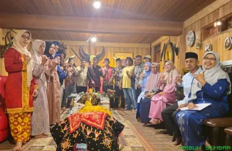 Tokoh adat dan masyarakat Nagari Gurun menghadiri halal bihalal sekaligus pembentukan panitia Alek Panghulu 2026 di Tanah Datar. (Foto: Ist)