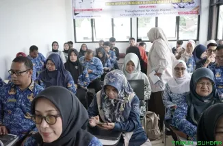 Kegiatan sosialisasi aplikasi SIMPAN Digital bagi OPD di Aula Dinas Perpustakaan dan Kearsipan Solok Selatan. (Foto: Ist)
