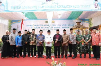 Wakil Wali Kota Padang Maigus Nasir membuka MTQ ke-42 tingkat Kecamatan Koto Tangah di halaman Kantor Camat. (Foto: Ist)