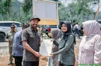 Anggota DPR RI Zigo Rolanda menghadiri peresmian Pasar Baru Pakan Salasa di Pauh Duo, Solok Selatan, Selasa (28/4/2026). (Foto: Ist)